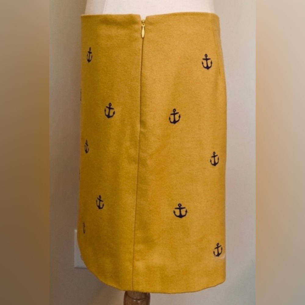 Vineyard Vines Yellow Anchor Embroidered SZ 8 Old Money Quiet Luxury Mini Skirt - Picture 5 of 9